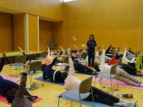 画像：呼吸を意識した体幹トレーニング3