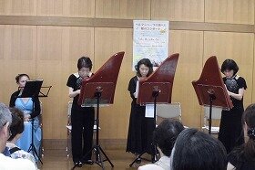 画像：ヘルマンハープの調べと歌のコンサート