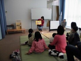 画像：英語でえほんを楽しもう!1