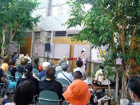 画像：江坂ロビーフェスタ1