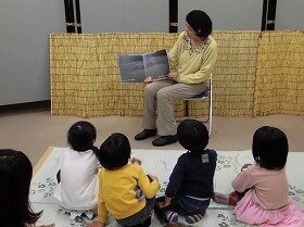 画像:おはなしいろはどんじゃらの皆さんによる「冬のおはなし会スペシャル」