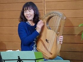 画像:ライアーの説明の様子。