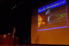 画像:講演の様子