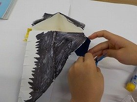 画像:はやぶさをモチーフにアレンジされたはばたきどり。