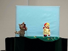人形劇メリーちゃんとおおかみの一場面の画像