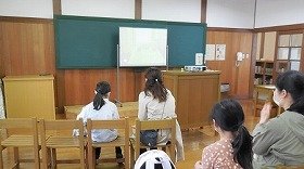画像：ぬいぐるみたちの写真を、スライドショーで上映しています。