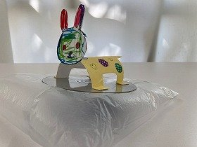 ウサギを乗せたホバークラフト作品の画像