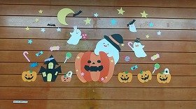かぼちゃやおばけたちのハロウィンの装飾の画像