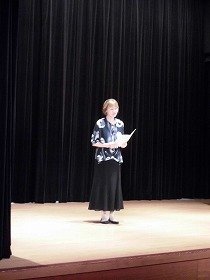 朗読者4の様子の画像