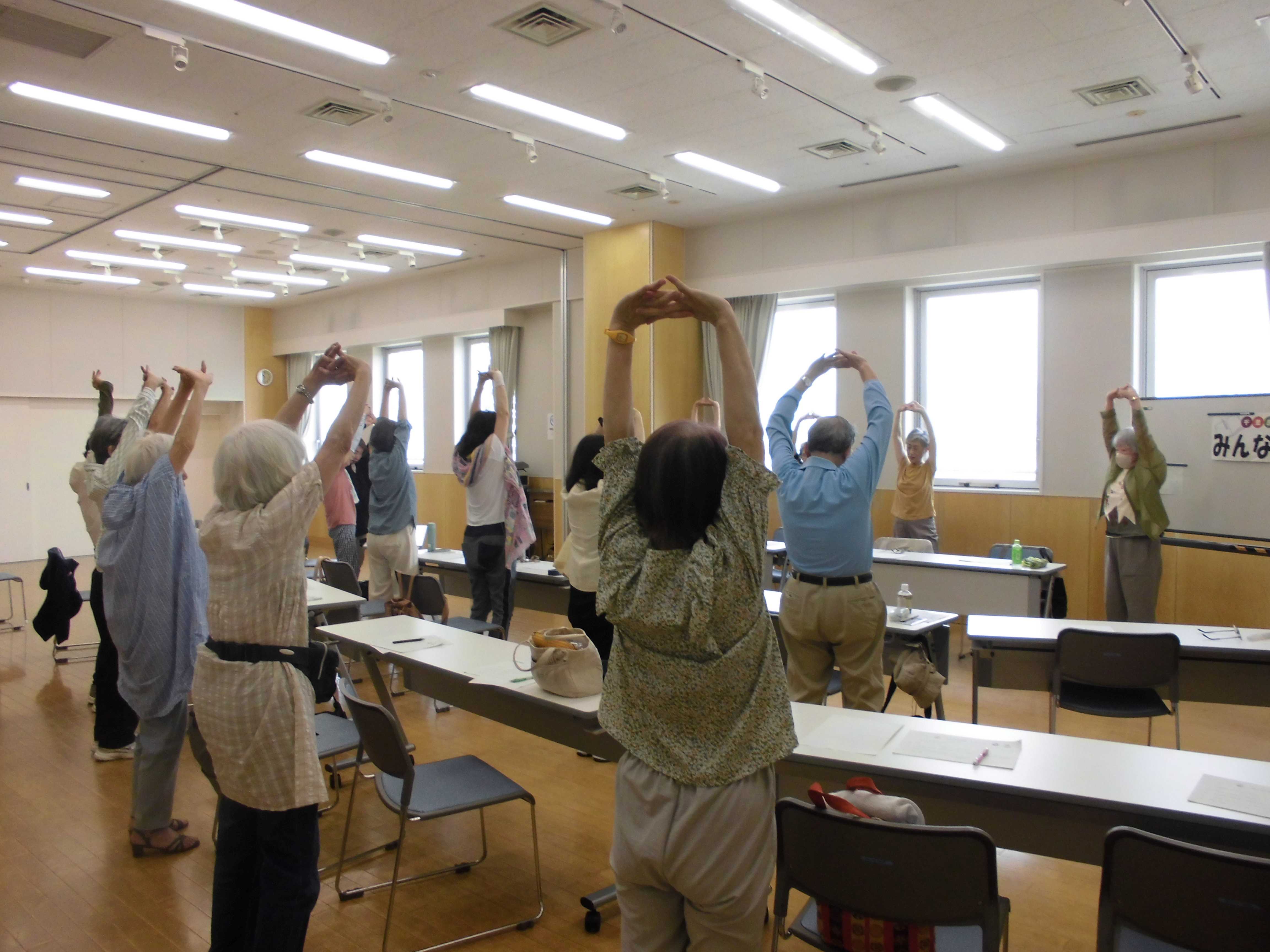 写真講師と講座による背伸びの準備体操
