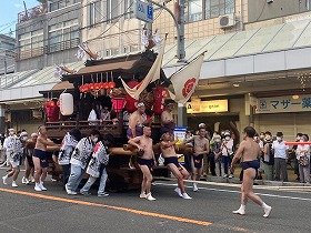 西奥町の地車の写真。