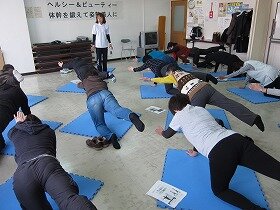 体幹を鍛えて姿勢美人に2