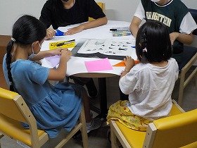 「YAサポーターのおたのしみ会」折り紙教室