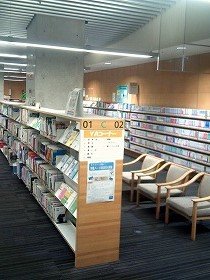 山田駅前図書館